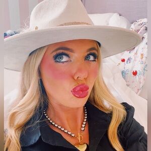 Meet your Posher, Haddie